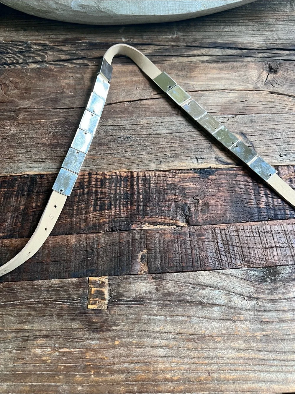 Punk style metal belt